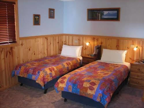 Derwent Bridge Chalets & Studios Экстерьер фото